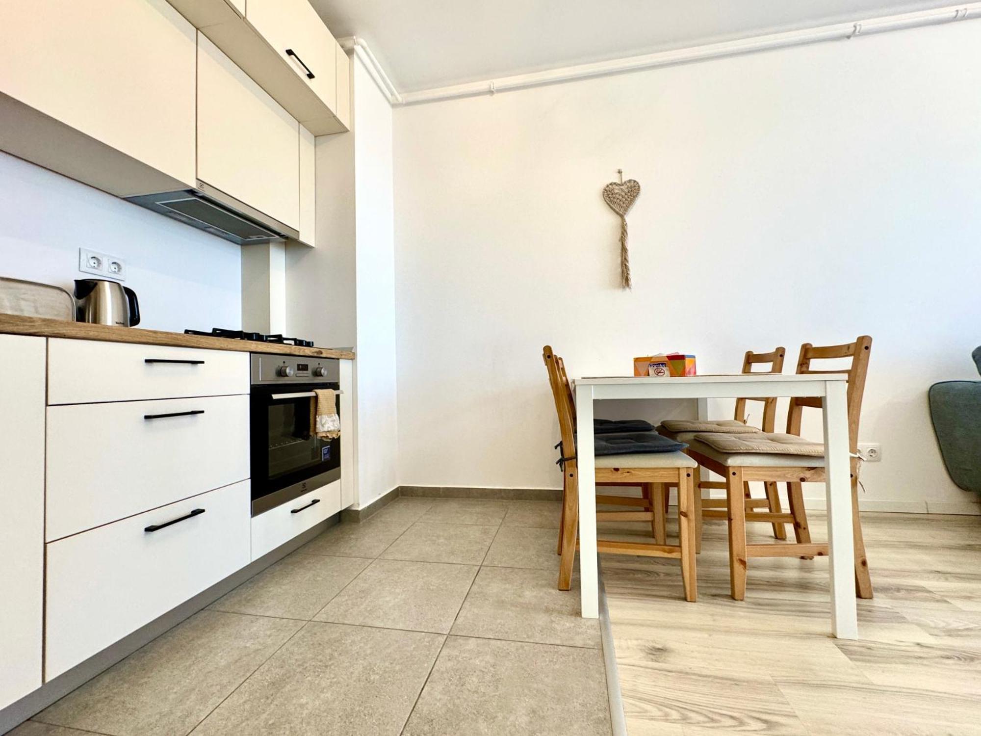 Luca'S Forest Apartment 蒂米什瓦拉 外观 照片
